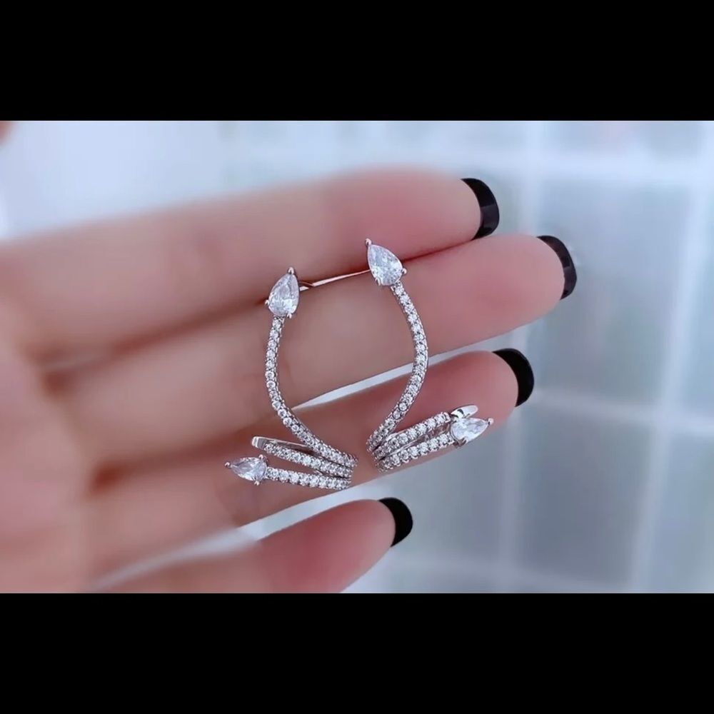 🆕 PUNK SNAKE RHINESTONE FASHION EARRINGS